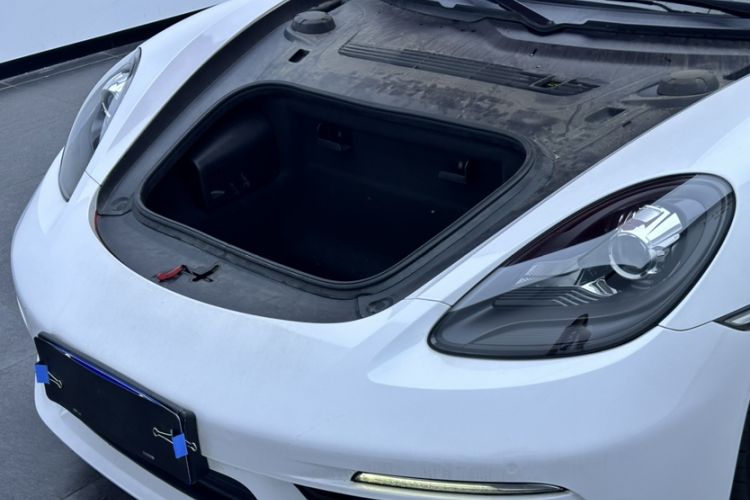 Used Porsche 718 2016 Boxster 2.0T Engine Bay