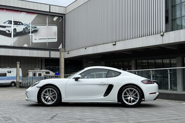 Used Porsche 718 2016 Cayman 2.0T Exterior 3