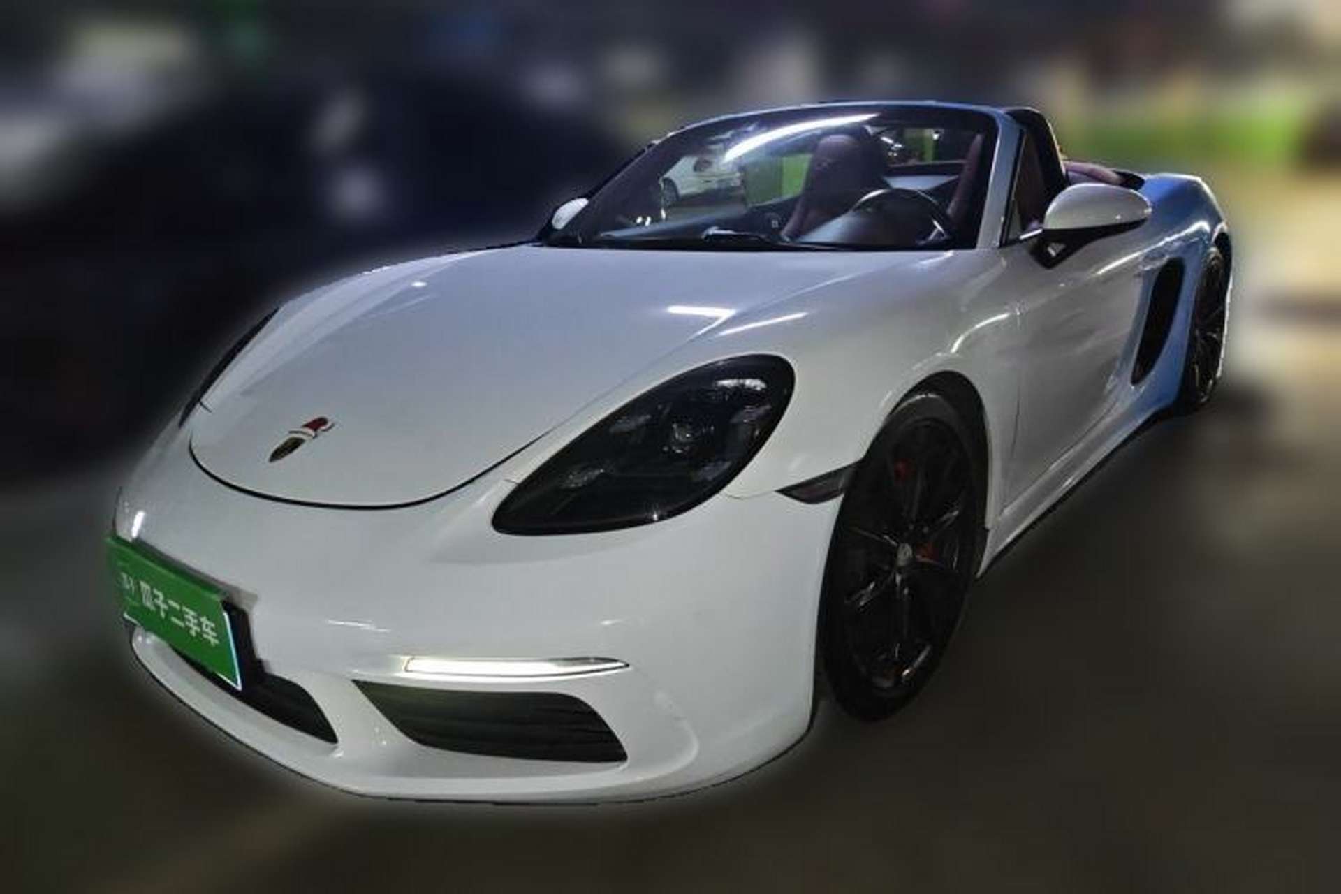 Used Porsche 718 2016 Boxster 2.0T Front Left 45 Deg