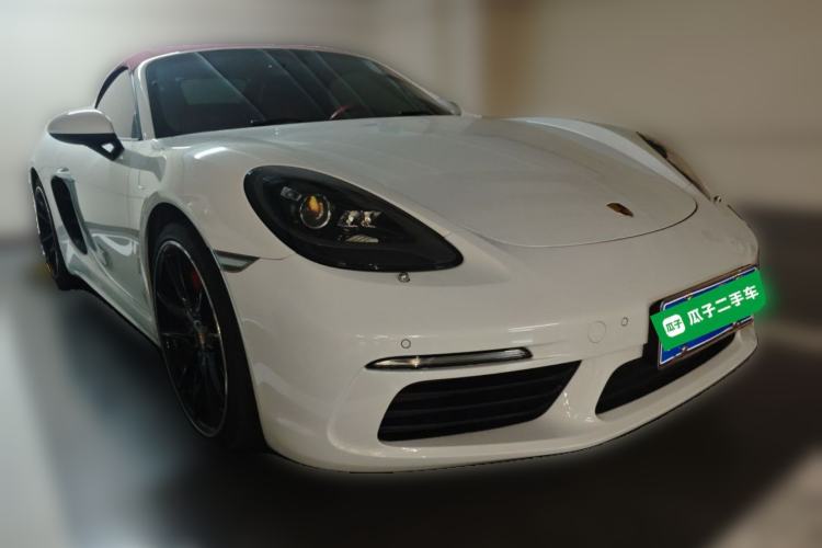 Used Porsche 718 2016 Boxster S 2.5T Front Right 45 Deg