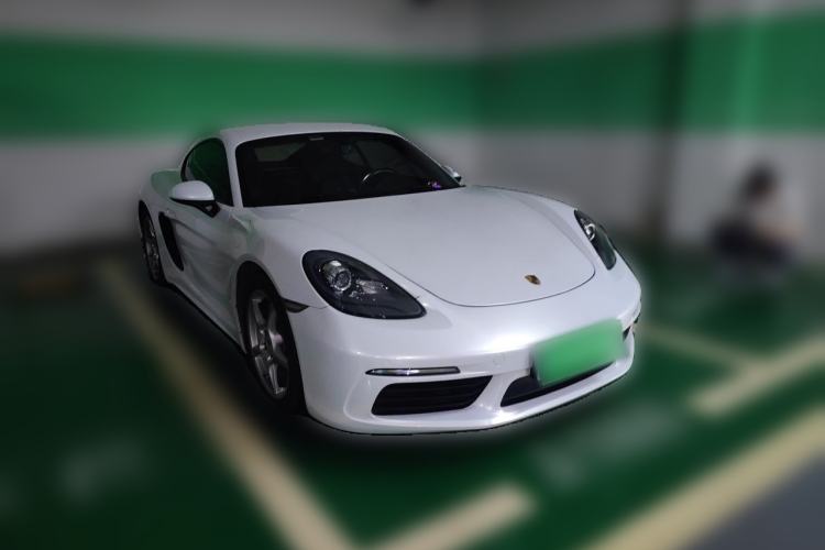 Used Porsche 718 2016 Cayman 2.0T Front Right 45 Deg