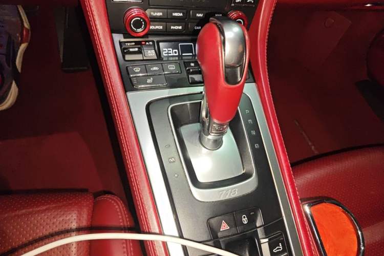 Used Porsche 718 2016 Boxster 2.0T Gear Lever