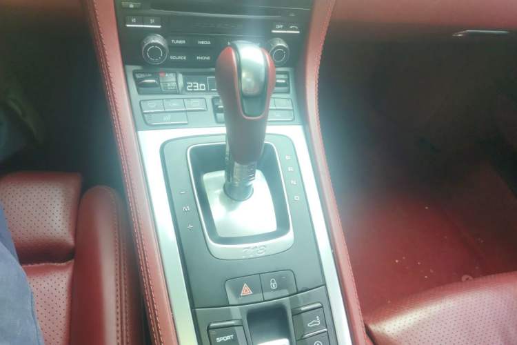 Used Porsche 718 2016 Boxster 2.0T Gear Lever