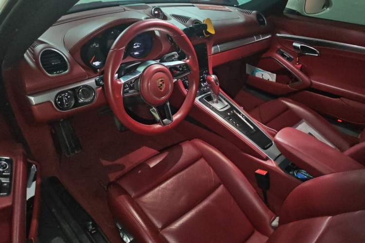 Used Porsche 718 2016 Cayman 2.0T Headliner