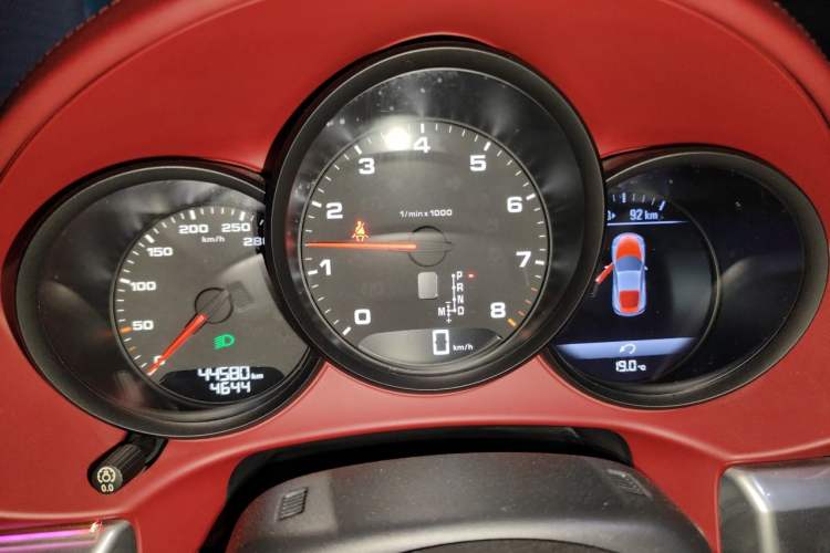 Used Porsche 718 2016 Cayman 2.0T Instrument Cluster