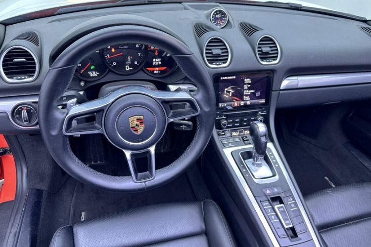 Used Porsche 718 2016 Boxster 2.0T Interior 4