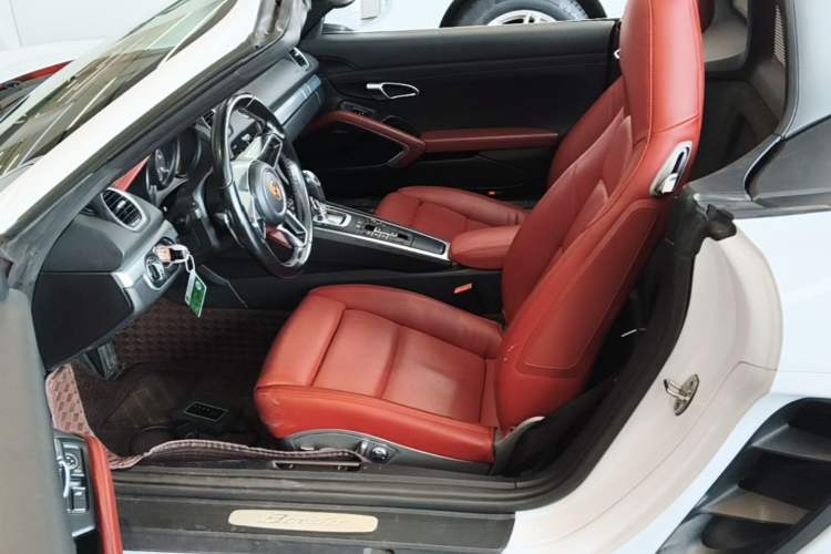 Used Porsche 718 2016 Boxster 2.0T Left Front Seat