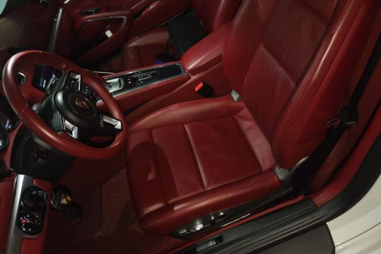 Used Porsche 718 2016 Boxster S 2.5T Left Front Seat