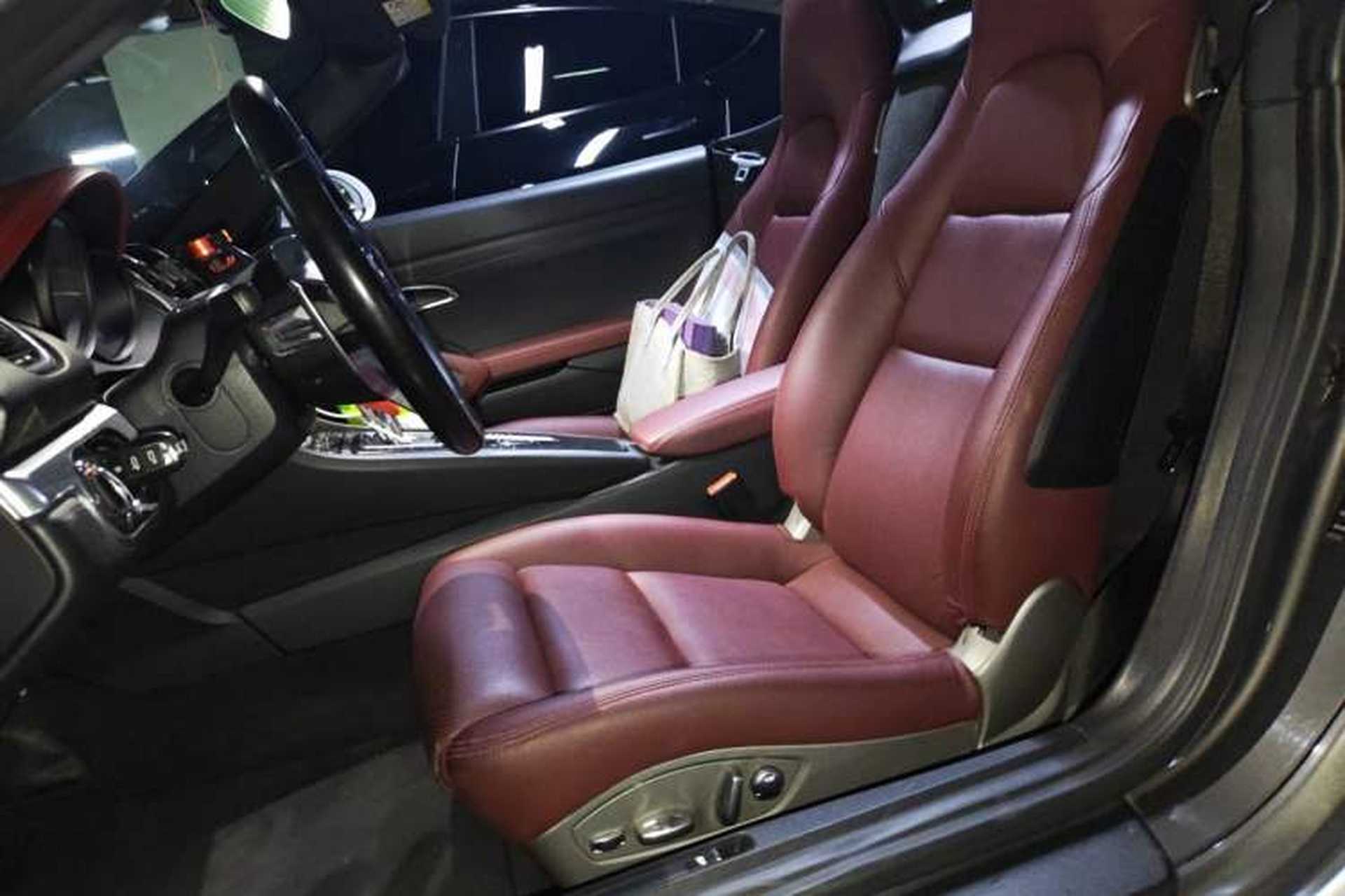 Used Porsche 718 2016 Boxster 2.0T Left Front Seat