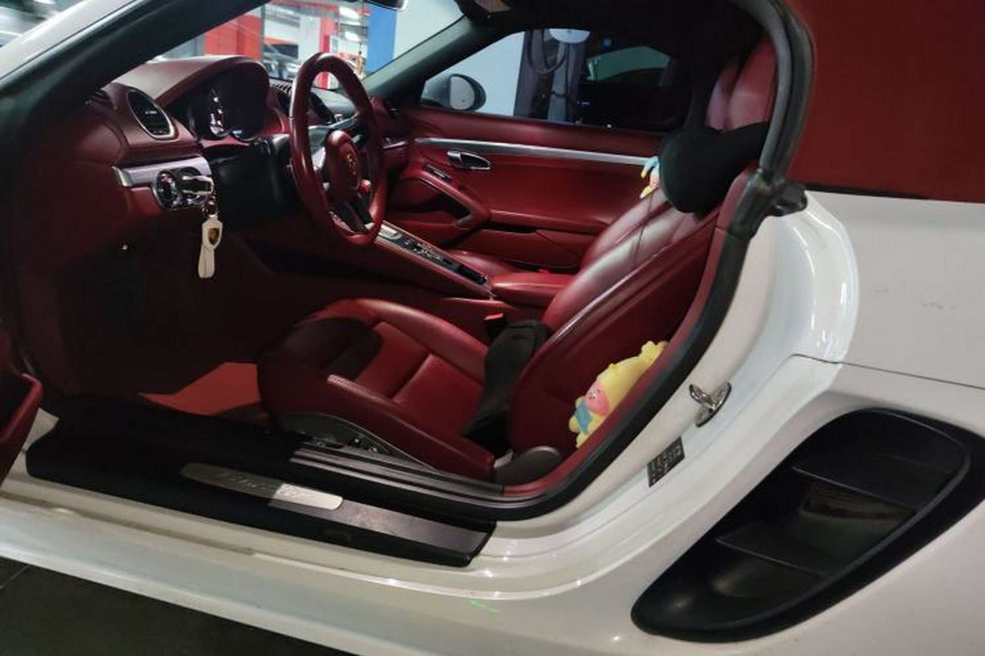 Used Porsche 718 2016 Boxster 2.0T Left Rear Seat