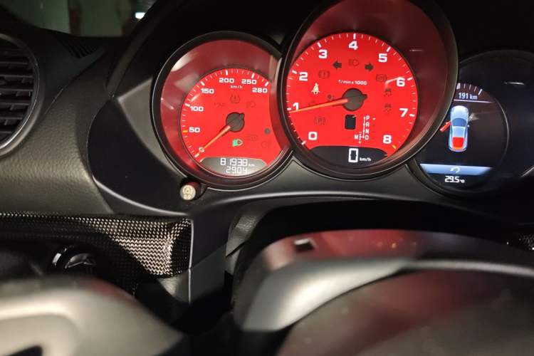 Used Porsche 718 2016 Cayman 2.0T Odometer Close Up