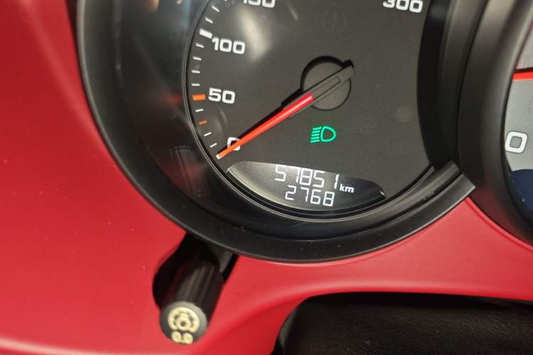 Used Porsche 718 2016 Boxster S 2.5T Odometer Close Up