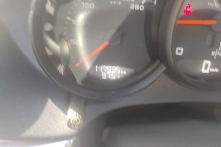 Used Porsche 718 2016 Boxster 2.0T Odometer Close Up