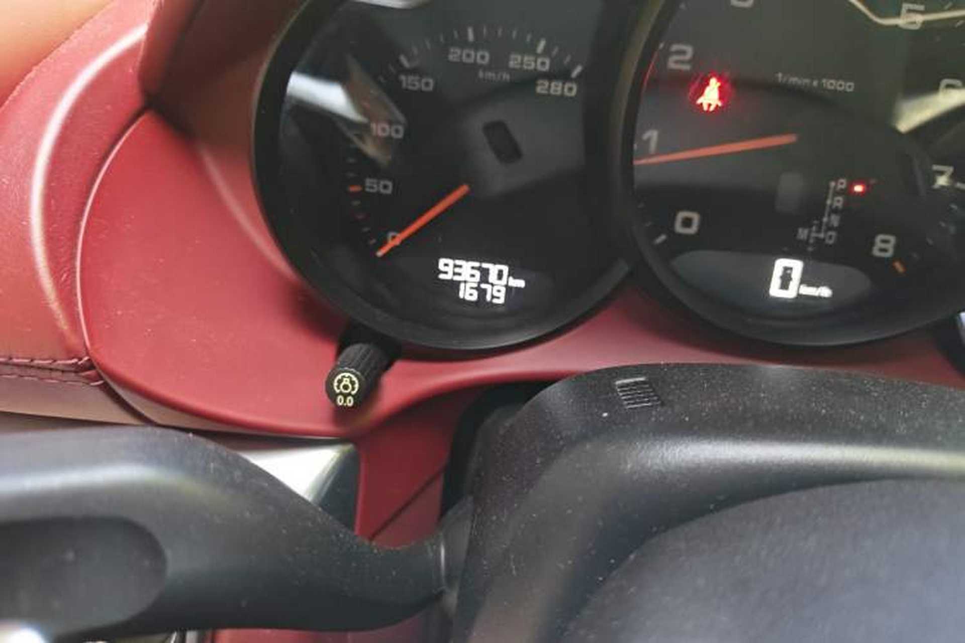 Used Porsche 718 2016 Boxster 2.0T Odometer Close Up
