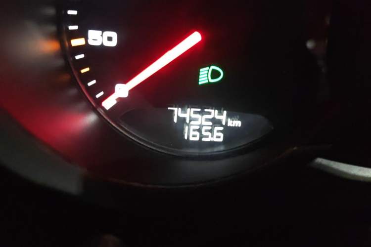 Used Porsche 718 2016 Boxster 2.0T Odometer Close Up