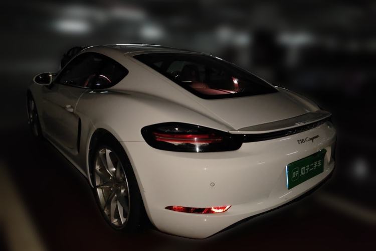 Used Porsche 718 2016 Cayman 2.0T Rear Left 45 Deg