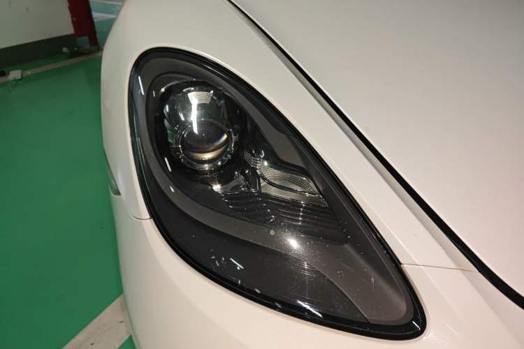 Used Porsche 718 2016 Boxster 2.0T Right Front Headlight