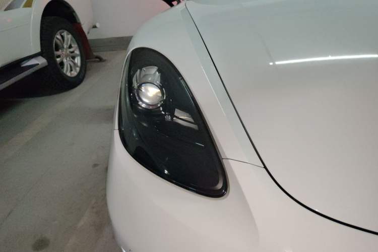 Used Porsche 718 2016 Boxster 2.0T Right Front Headlight
