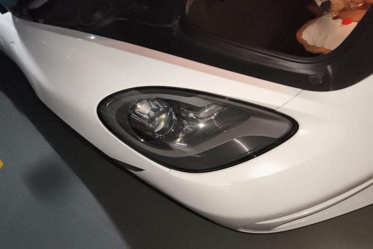 Used Porsche 718 2016 Boxster 2.0T Right Front Headlight