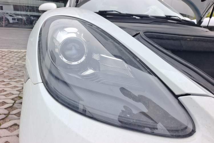 Used Porsche 718 2016 Cayman 2.0T Right Front Headlight