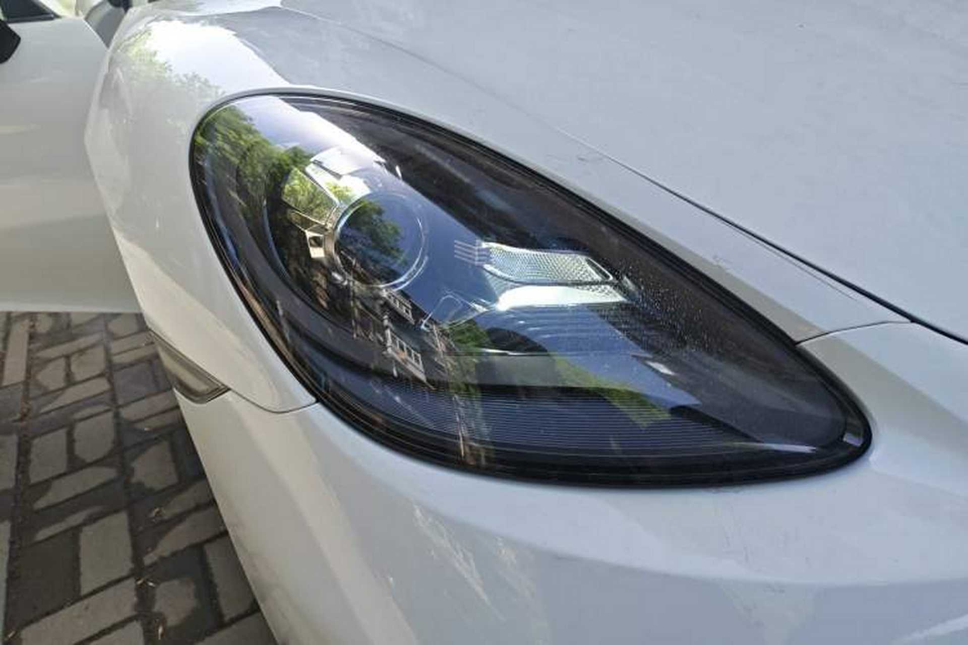 Used Porsche 718 2016 Boxster 2.0T Right Front Headlight