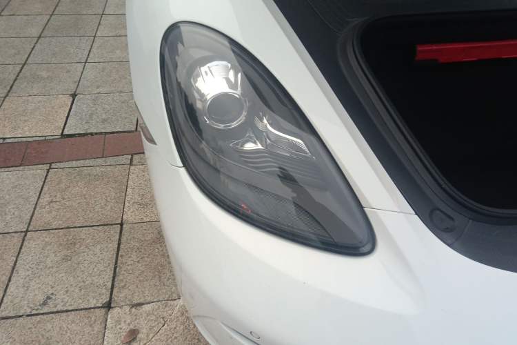 Used Porsche 718 2016 Boxster 2.0T Right Front Headlight