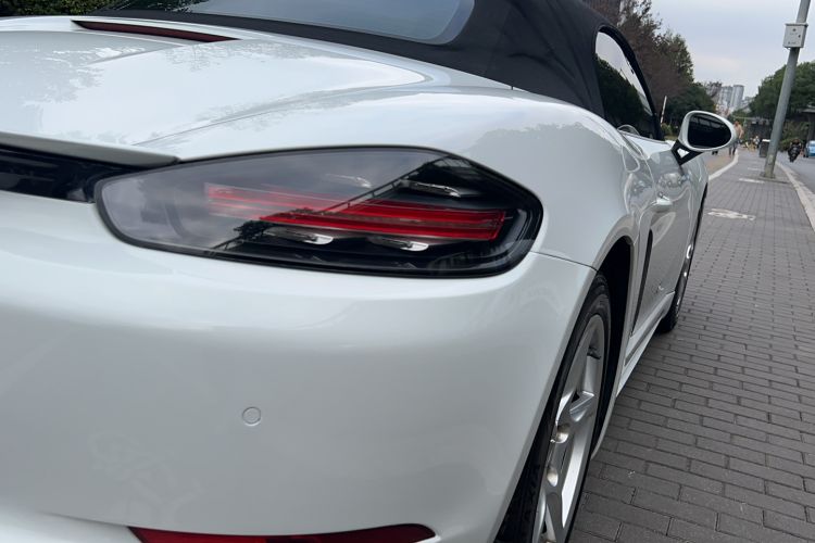 Used Porsche 718 2016 Boxster 2.0T Right Rear Taillight