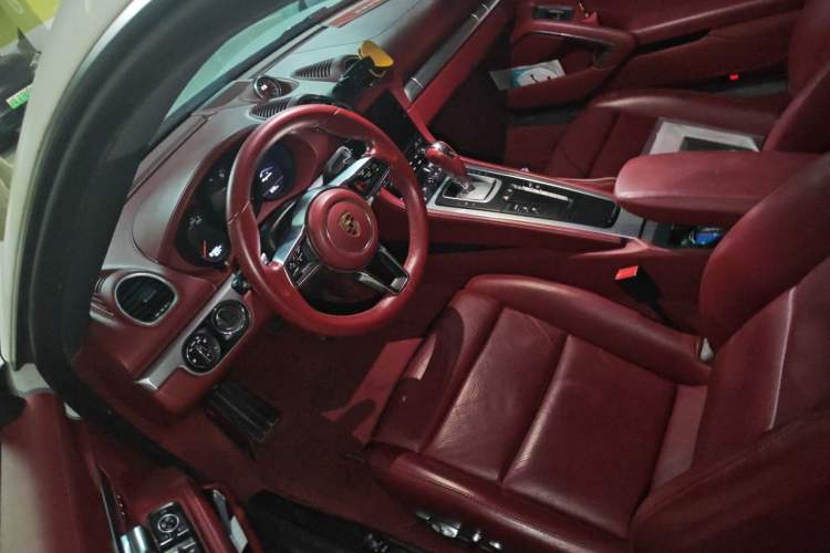Used Porsche 718 2016 Cayman 2.0T Steering Wheel