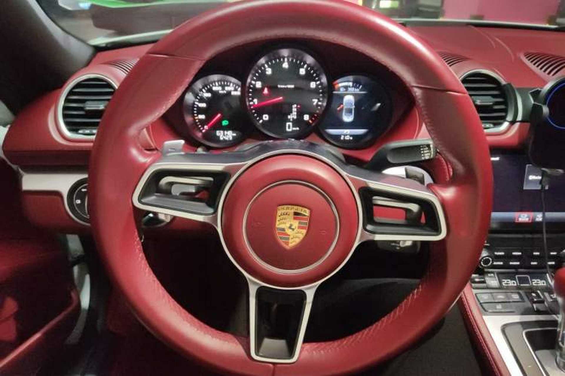 Used Porsche 718 2016 Boxster 2.0T Steering Wheel