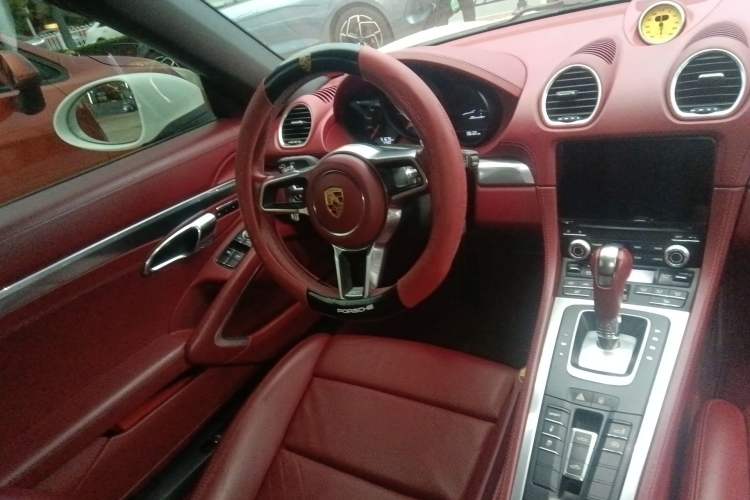 Used Porsche 718 2016 Boxster 2.0T Steering Wheel