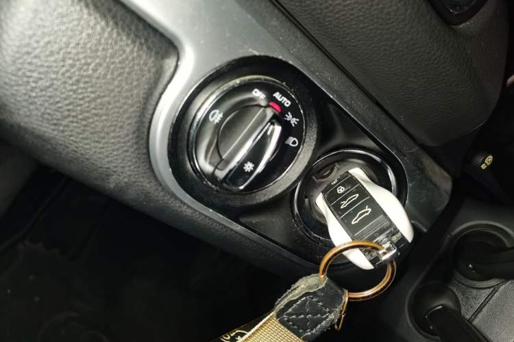 Used Porsche 718 2016 Cayman 2.0T Vehicle Key