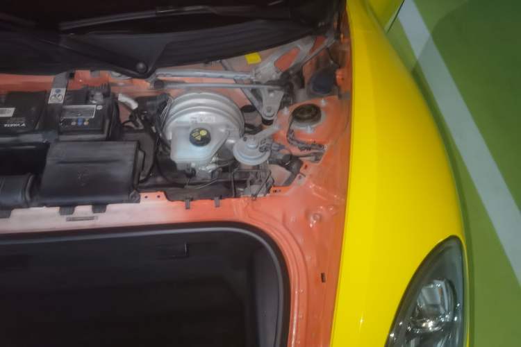 Used Porsche 718 2016 Boxster 2.0T Engine Bay Left