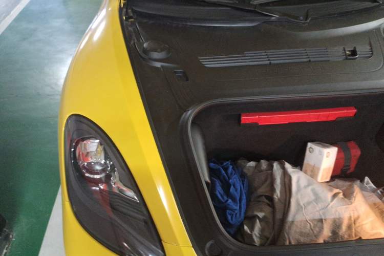 Used Porsche 718 2016 Boxster 2.0T Engine Bay Right