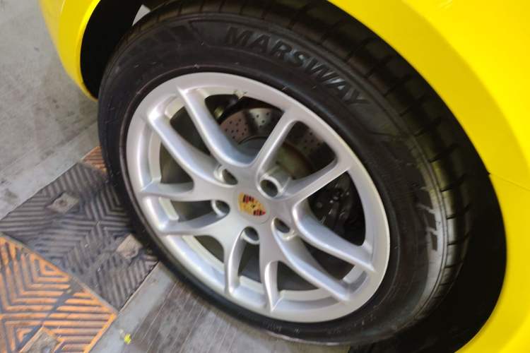 Used Porsche 718 2016 Cayman 2.0T Exterior 8