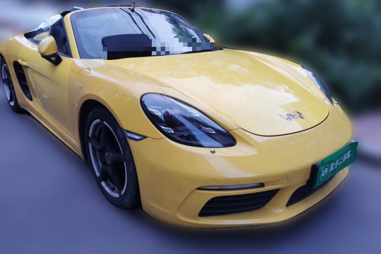 Used Porsche 718 2016 Boxster 2.0T Front Right 45 Deg