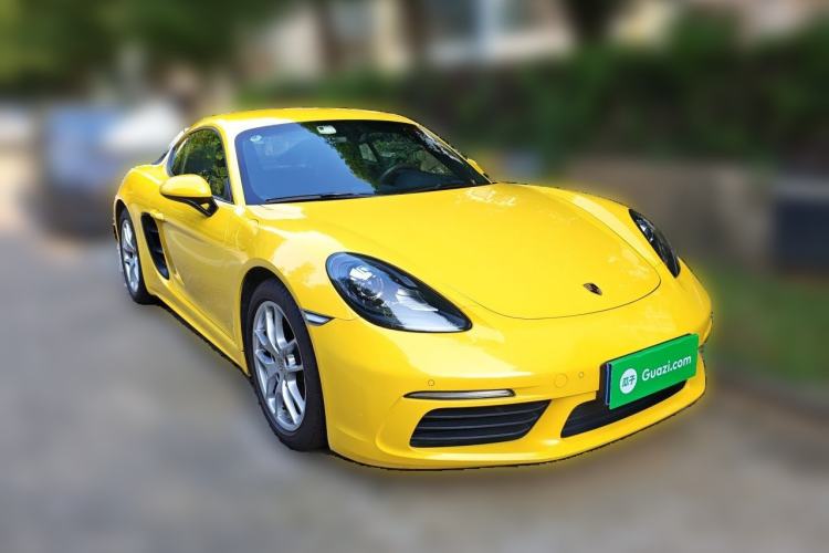 Used Porsche 718 2016 Cayman 2.0T Front Right 45 Deg