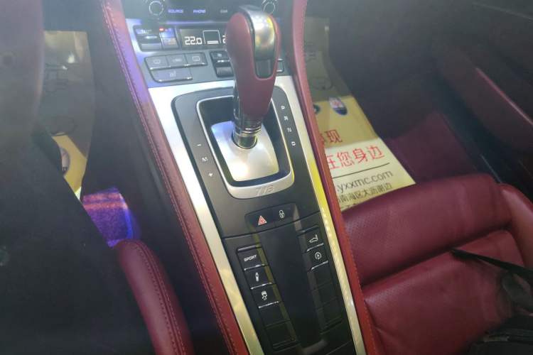 Used Porsche 718 2016 Cayman 2.0T Gear Lever