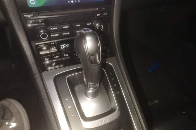 Used Porsche 718 2016 Boxster 2.0T Gear Lever