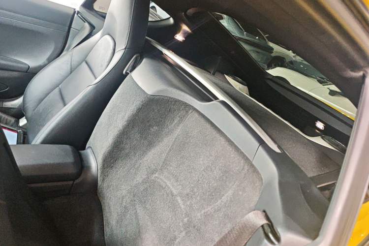 Used Porsche 718 2016 Cayman 2.0T Left Rear Seat