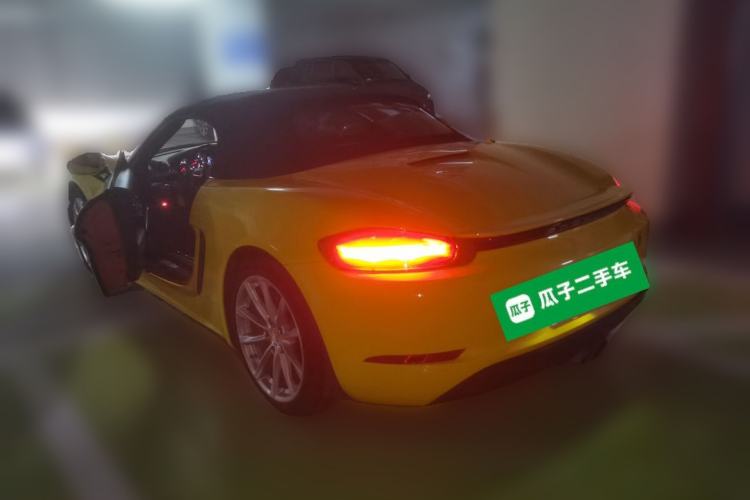 Used Porsche 718 2016 Boxster 2.0T Rear Left 45 Deg