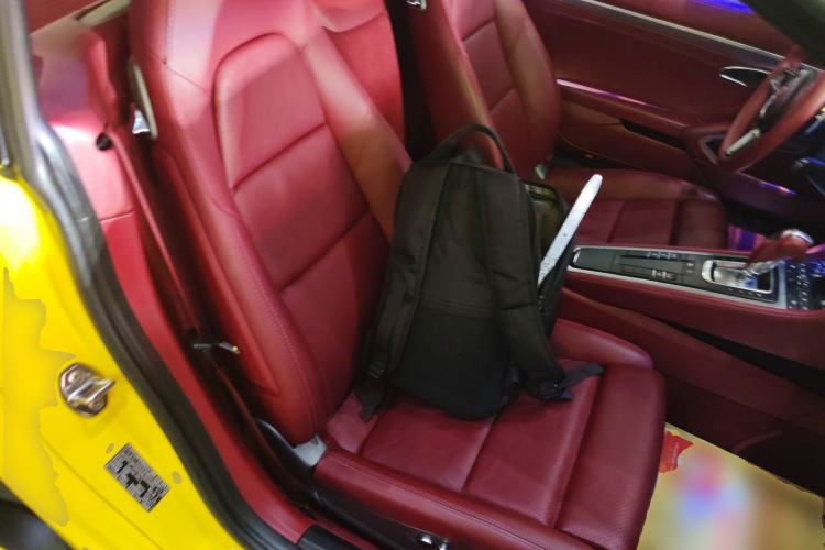 Used Porsche 718 2016 Cayman 2.0T Right Front Seat