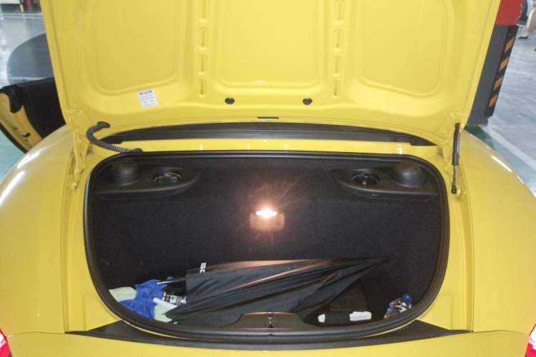 Used Porsche 718 2016 Boxster 2.0T Trunk