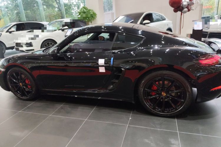 Used Porsche 718 2018 Cayman 2.0T Exterior 3