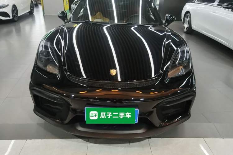 Used Porsche 718 2018 Cayman 2.0T Front