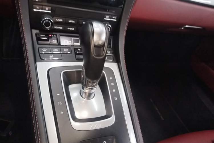 Used Porsche 718 2018 Cayman 2.0T Gear Lever