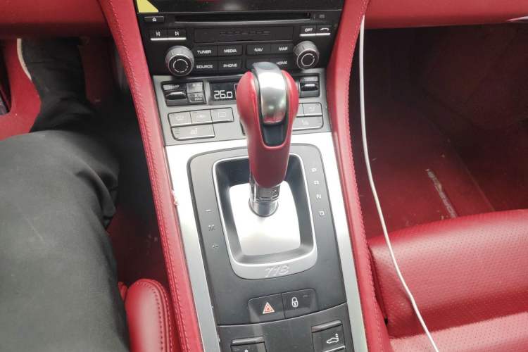 Used Porsche 718 2018 Cayman 2.0T Gear Lever