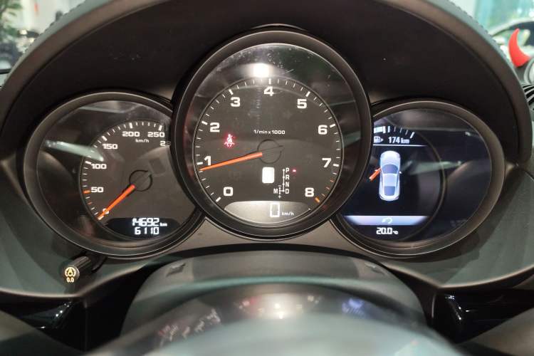 Used Porsche 718 2018 Cayman 2.0T Instrument Cluster