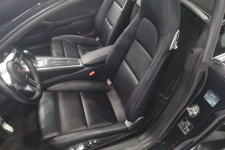 Used Porsche 718 2018 Cayman 2.0T Left Front Seat