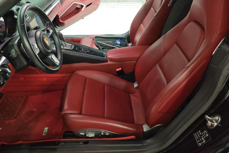 Used Porsche 718 2018 Boxster 2.0T Left Rear Seat