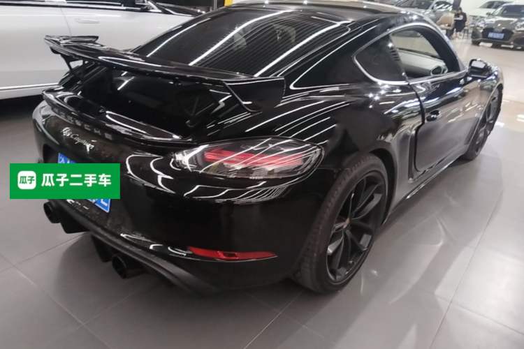 Used Porsche 718 2018 Cayman 2.0T Rear Right 45 Deg